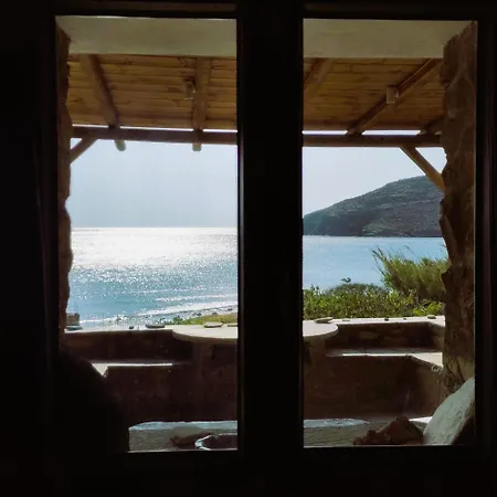 Seaview Agios Petros D'antonio & Mairi Tinos